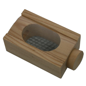 ZA-Schlüpfkäfig aus Holz mit Korken